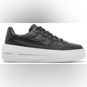 NIKE Air Force 1 PLT.AF.ORM black size 6.5